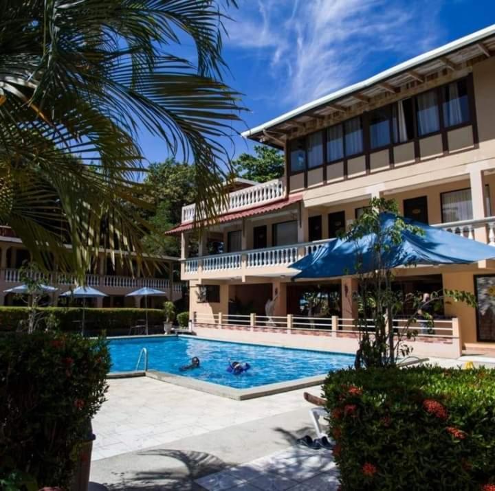 House Of The Macaws Bed & Breakfast ตาร์กอเลส ภายนอก รูปภาพ